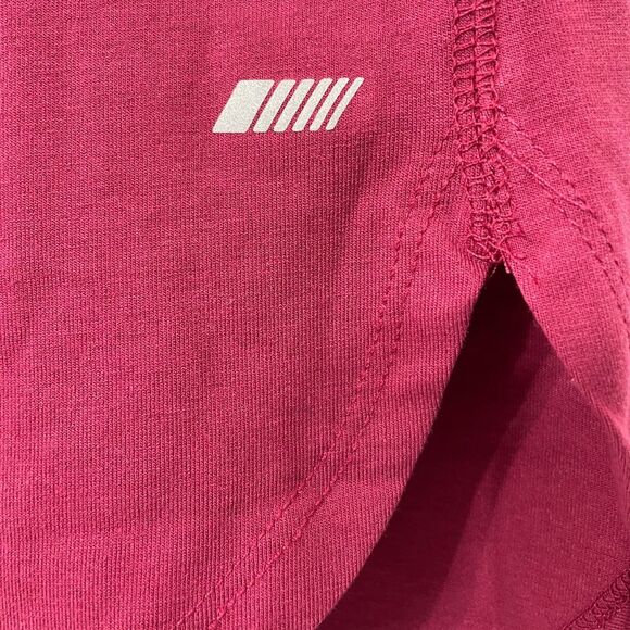 NWT Magenta Amazon Essentials XS Studio Relaxed-Fit Lightweight Crewneck T-Shirt - Picture 2 of 7